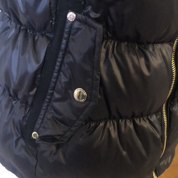 Michael Kors Women’s Quilted Vest Like New - Picture 3 of 9